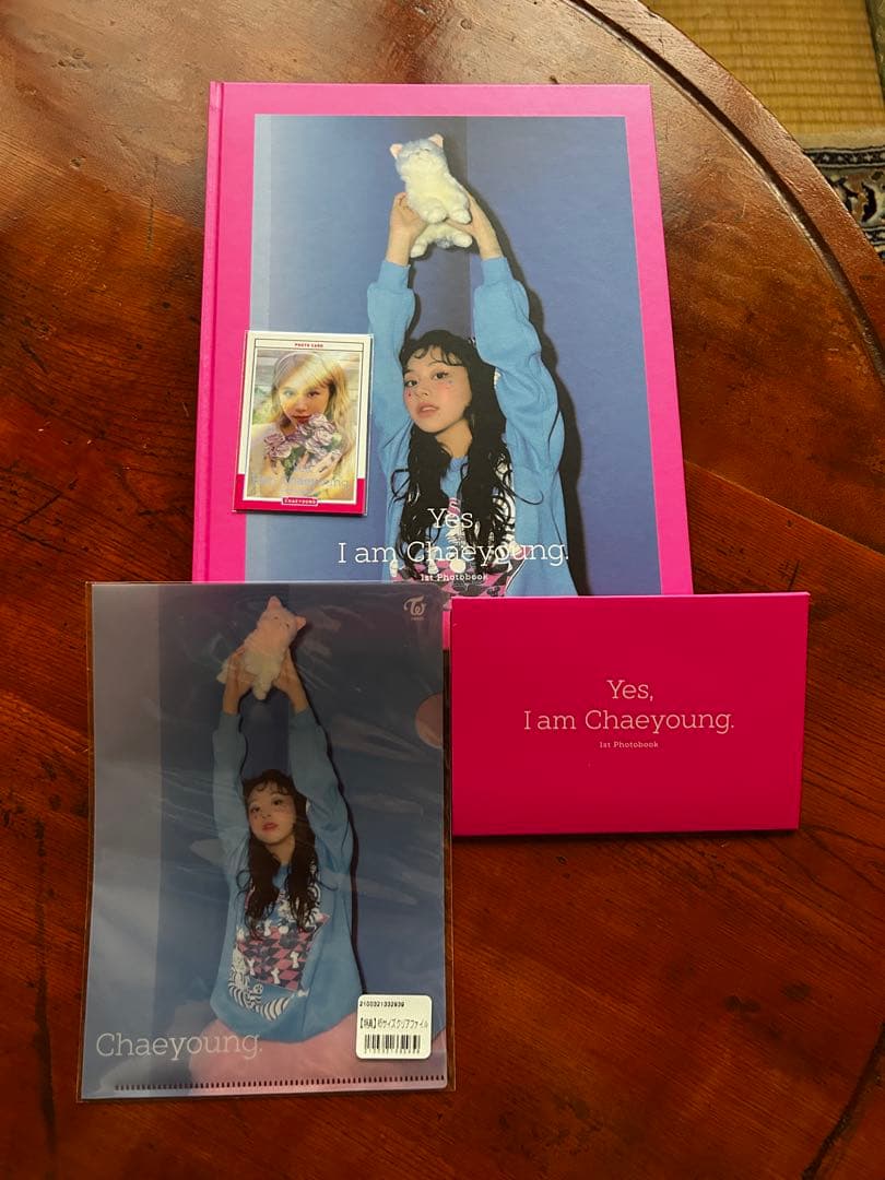 TWICE チェヨンYes, I am Chaeyoung. 写真集 2冊セット