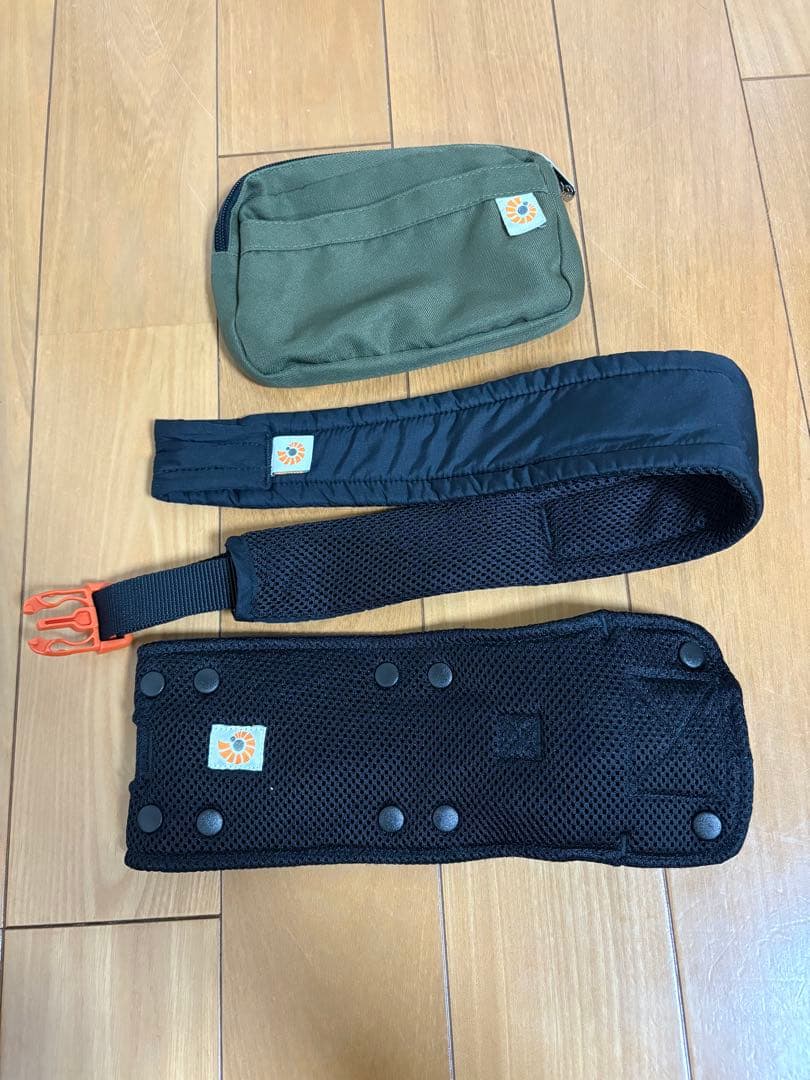 ergobaby エルゴベビー オムニ360 OMNI360 クールエア カーキ