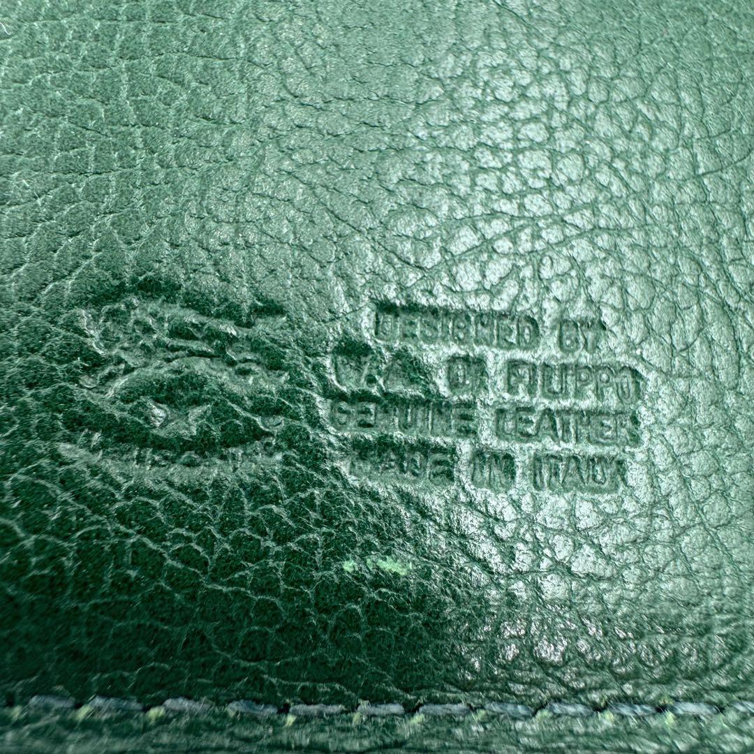 ✨人気カラー✨IL BISONTE　三つ折財布　がま口 ゴールド金具　ロゴ刻印