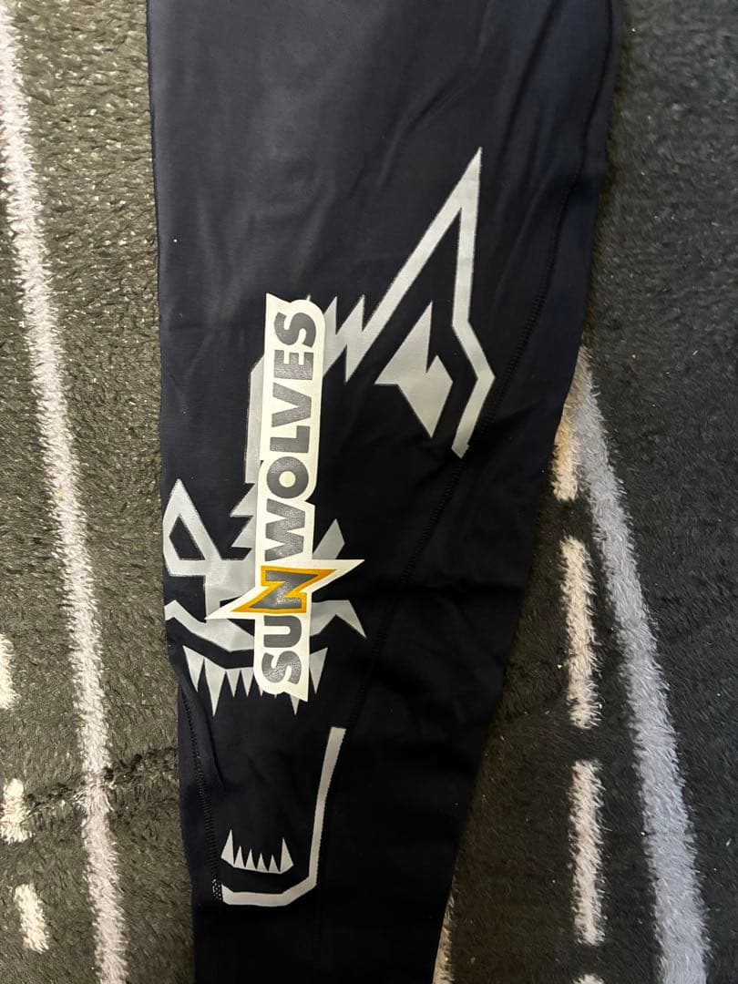 C3fit スーパーラグビーSunwolves ロゴ入りタイツ