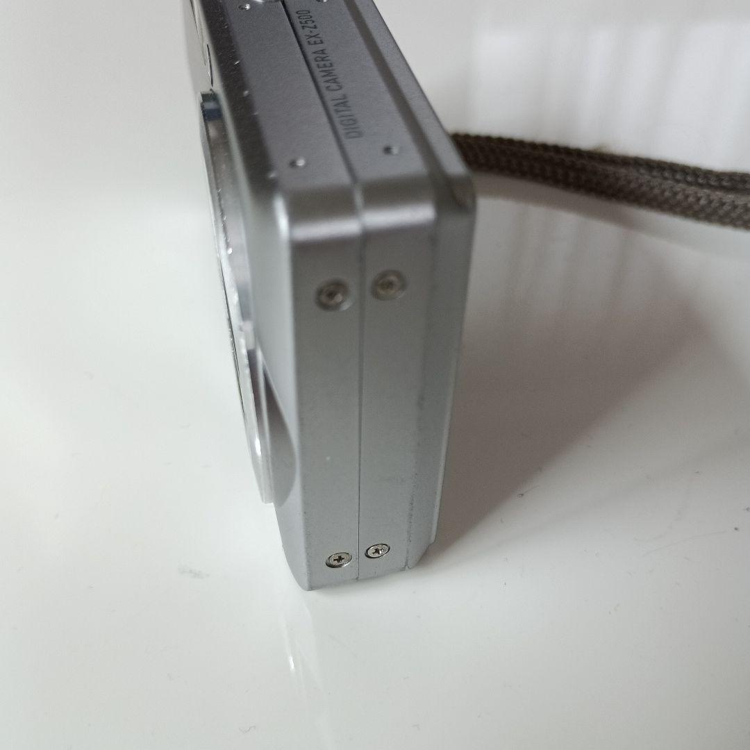 CASIO EXILIM EX-Z500 コンパクトデジタルカメラ 動作確認済