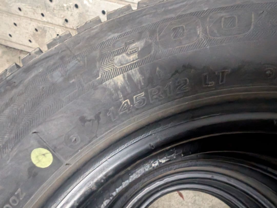 【21年製】145R12 6PR冬タイヤ4本セット