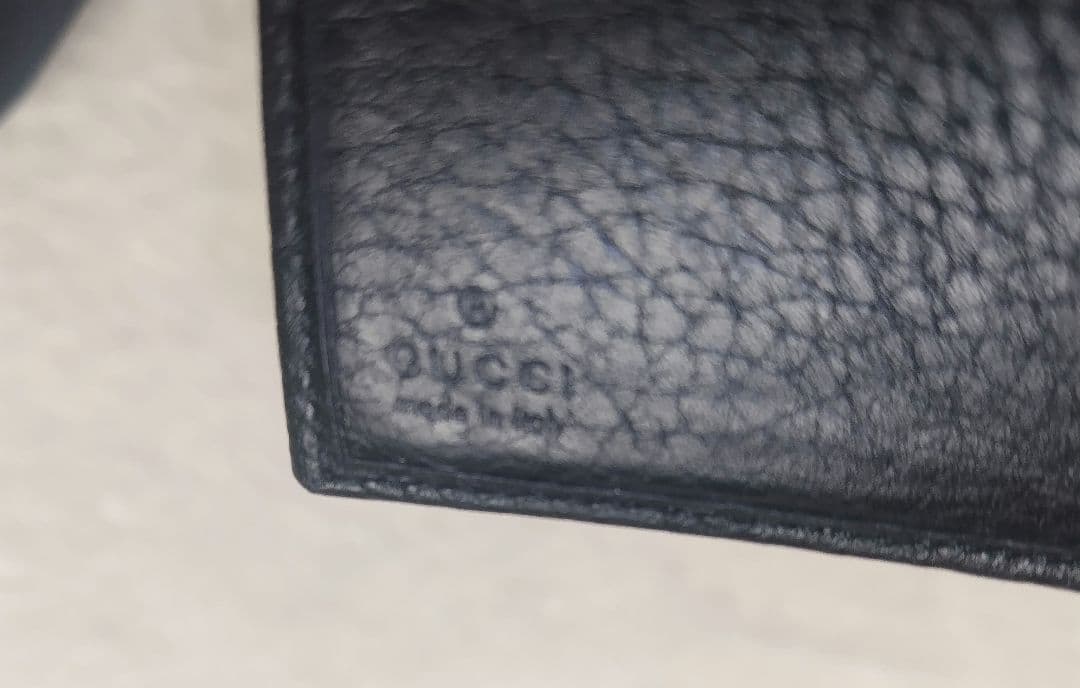 ✨美品✨GUCCI　GGマーモント 三つ折財布 シボ革 黒　23277・2184