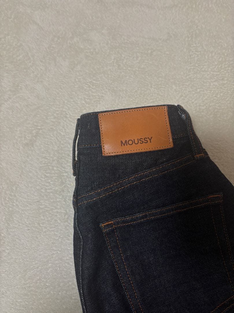 moussy mvs フレア 23