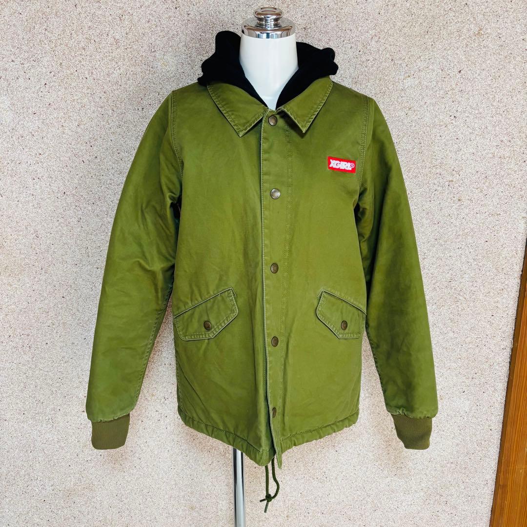 美品！エックスガール　ミリタリー調コーチジャケット　カーキ　バックプリント