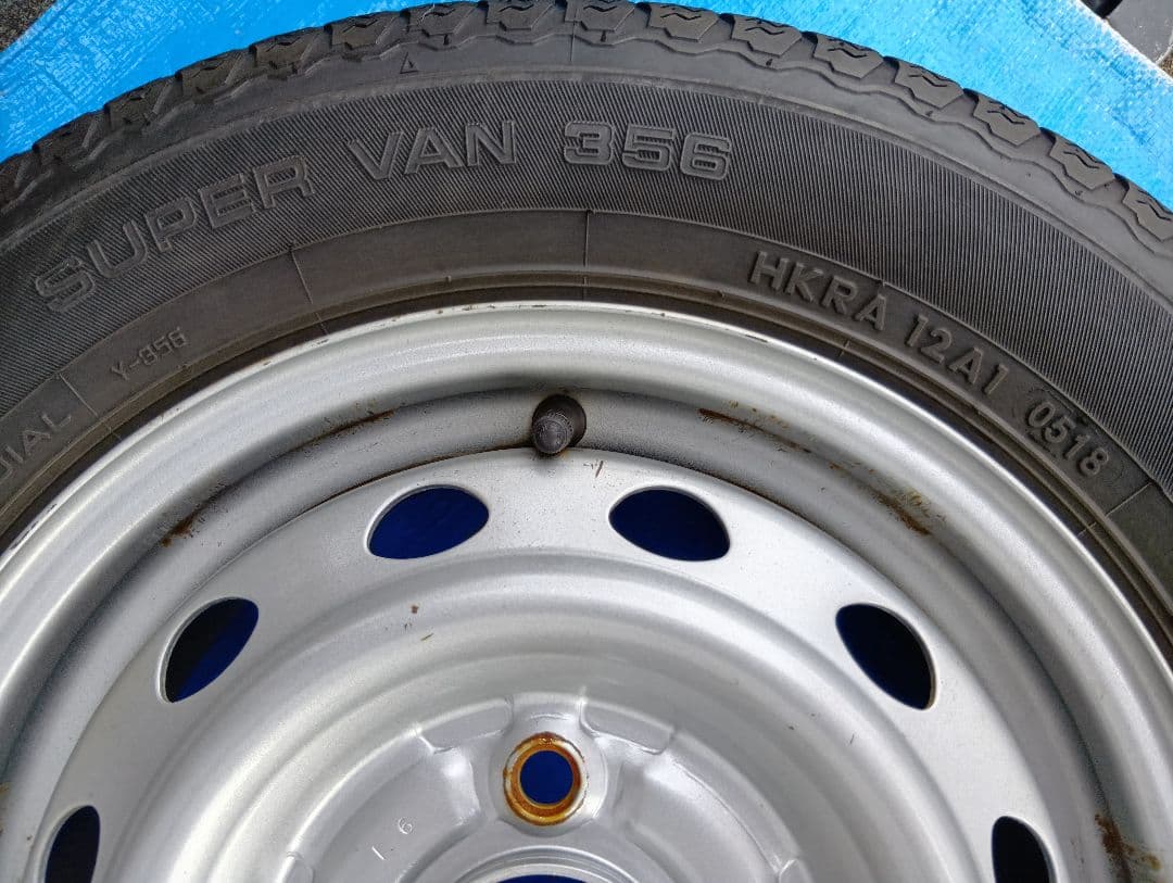 145/80R12・LT、ヨコハマ・軽トラ用ノーマルタイヤ4本、送料込み