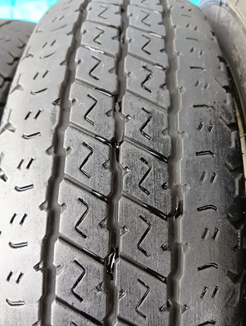 145/80R12・LT、ヨコハマ・軽トラ用ノーマルタイヤ4本、送料込み
