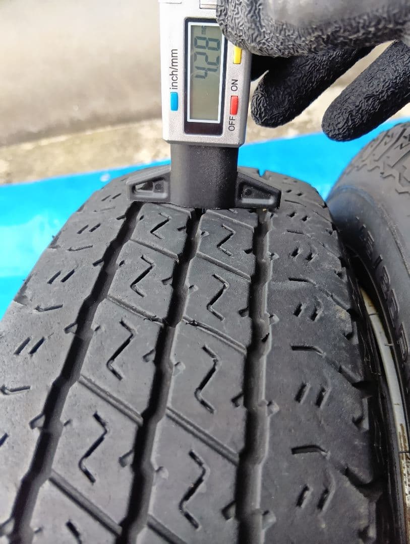 145/80R12・LT、ヨコハマ・軽トラ用ノーマルタイヤ4本、送料込み