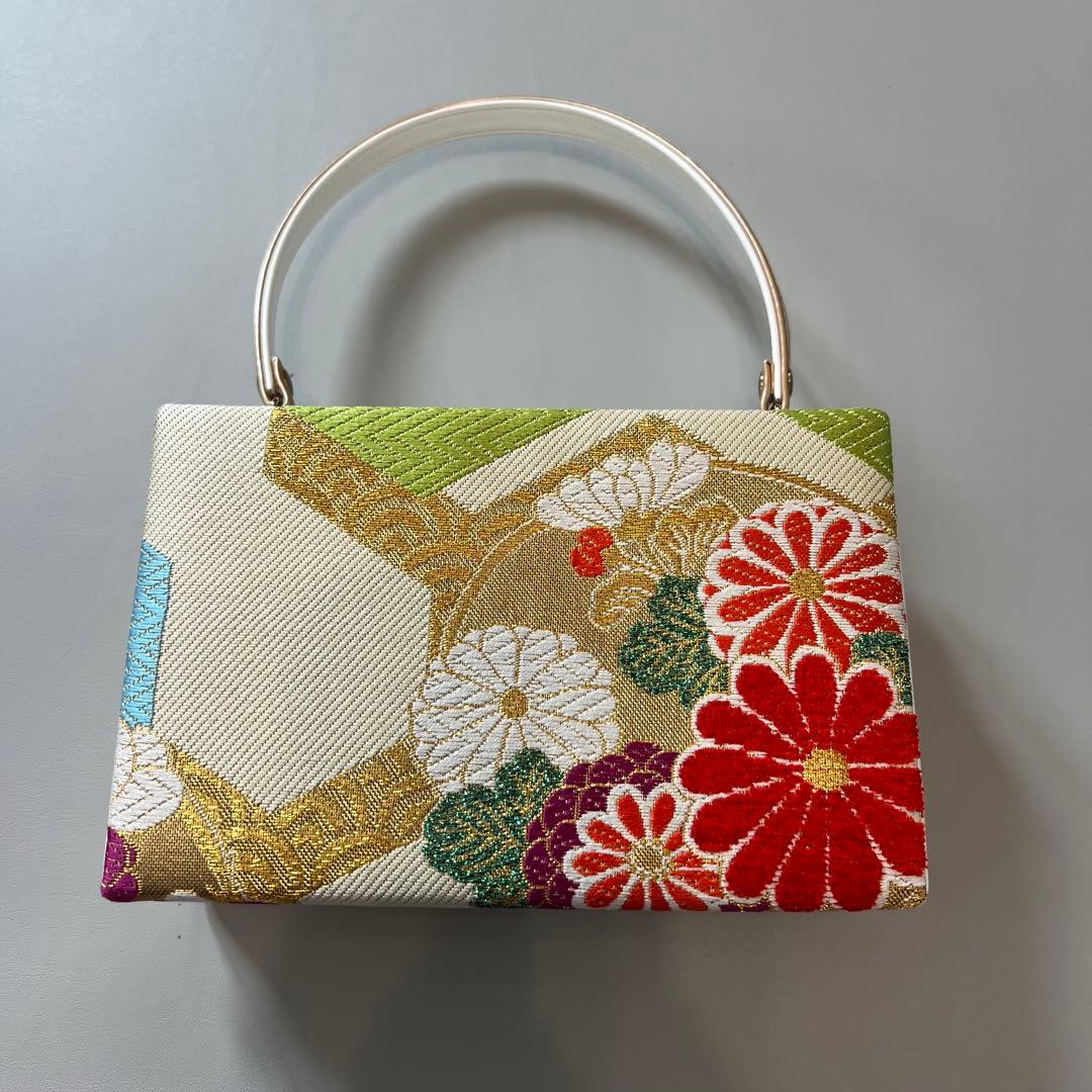 花柄刺繍 ハンドバッグ　草履　ファー　髪飾り