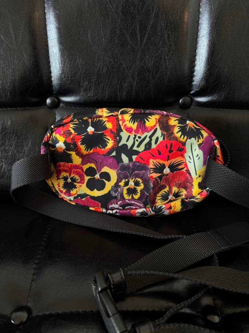 LOEWE ボディバック