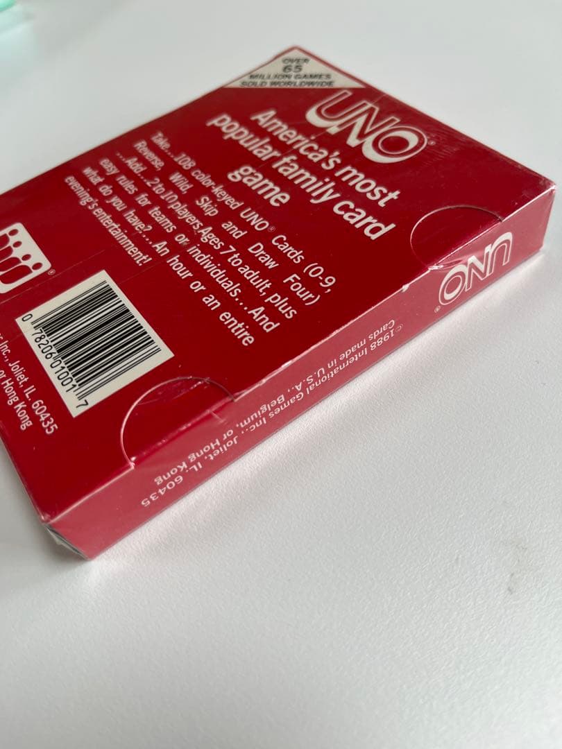 UNO 1988年 海外物。ファーストエディション。【未使用、未開封】。