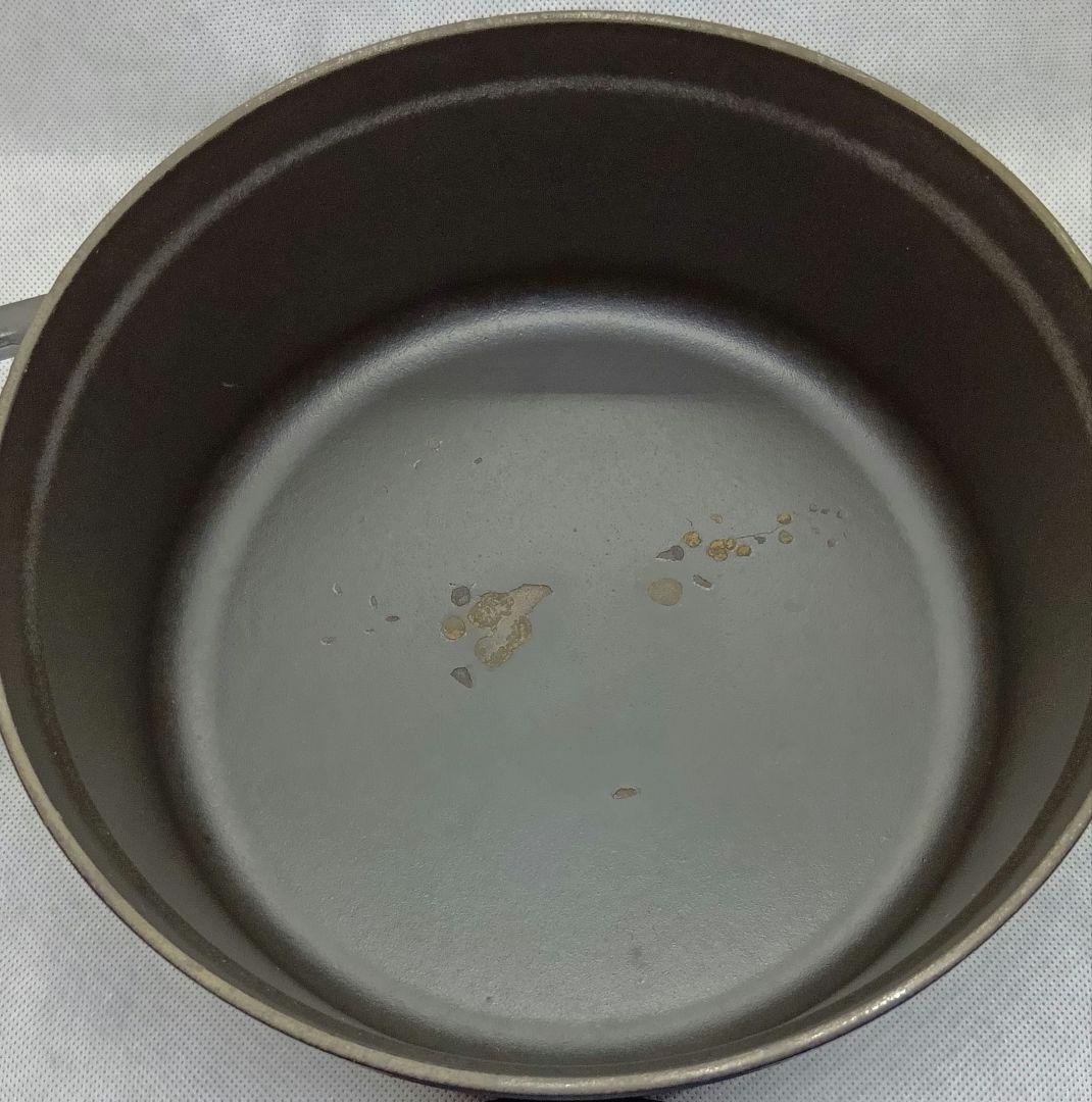 りり さま>ストウブ ラウンド 24cm・staub