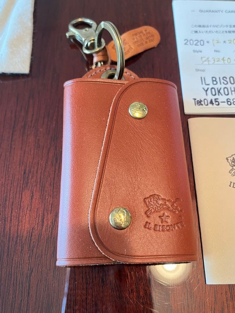 新品未使用 IL BISONTE レザーキーケース 保証書付き