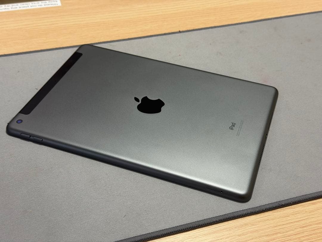 iPad本体 Apple iPad2020 8thGen Wi-Fi+Cellular