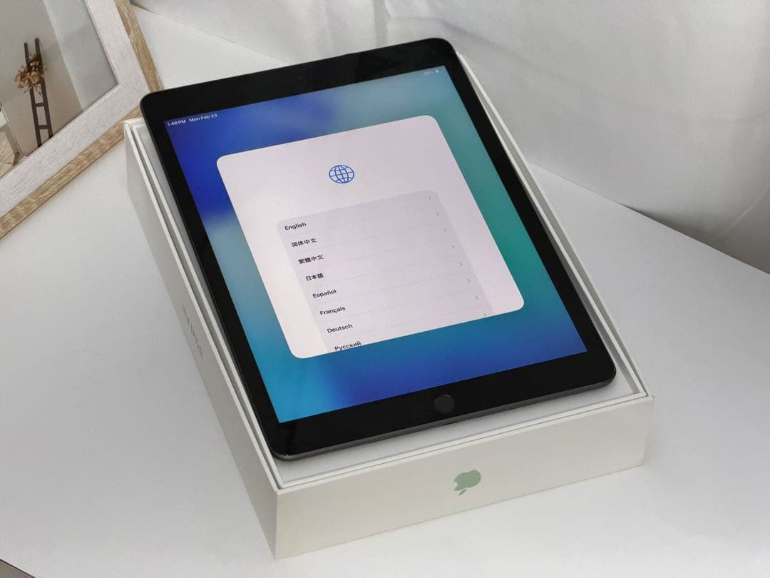 iPad本体 Apple iPad2020 8thGen Wi-Fi+Cellular