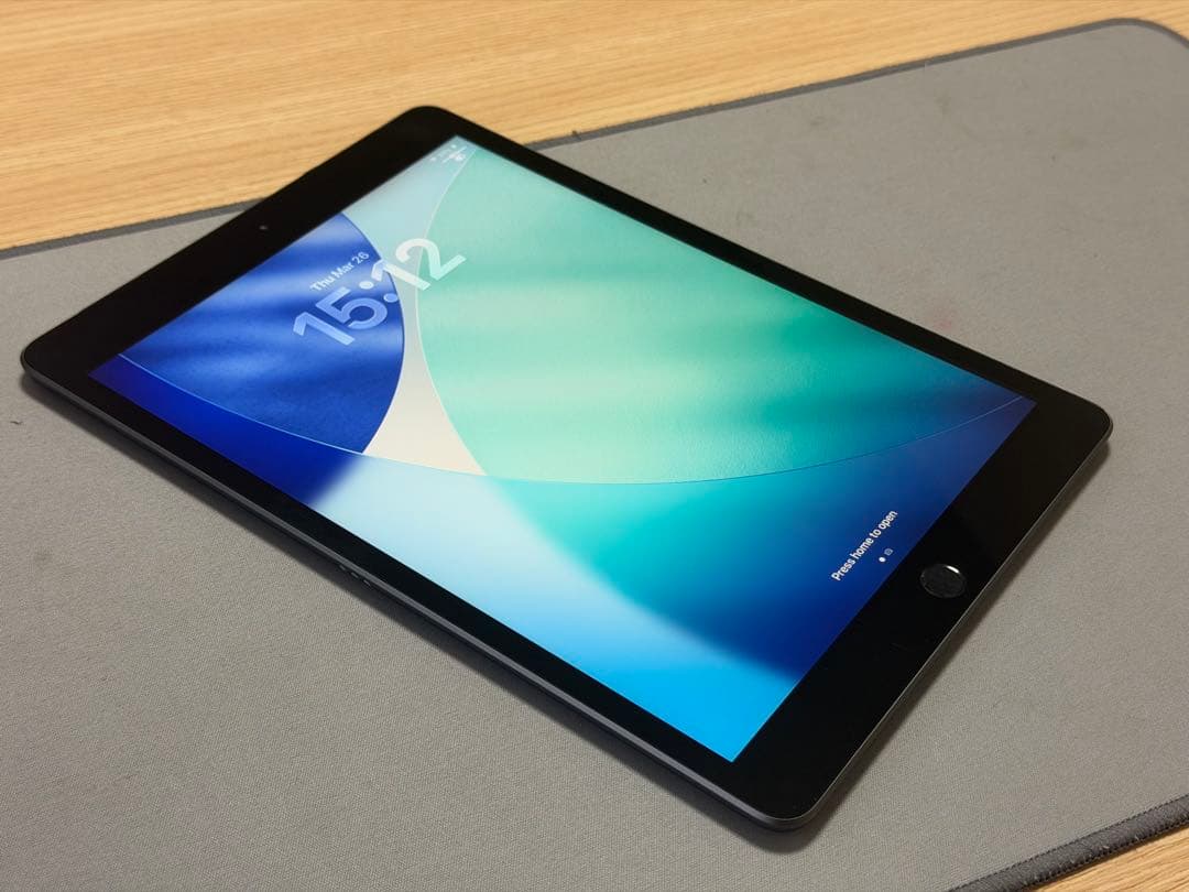 iPad本体 Apple iPad2020 8thGen Wi-Fi+Cellular