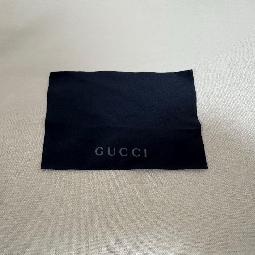 GUCCI ネイビーオーバルサングラス