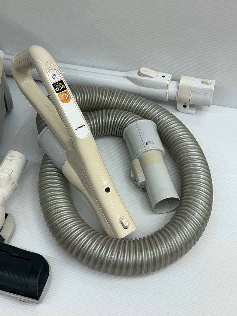 動作保証品　東芝　掃除機　VC-PC7A（L）2019年　中古　格安　本体セット