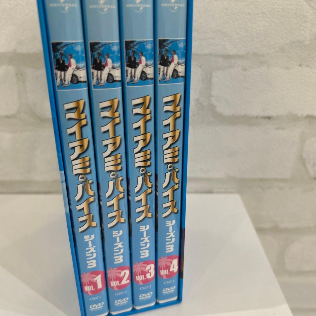 マイアミ・バイス シーズン3 コンプリートDVD-BOX〈8枚組〉