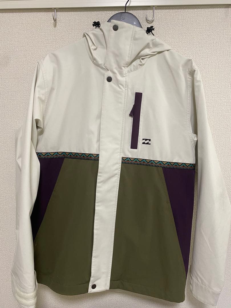 BILLABONG スノーボードウェア　上下セットホワイト/オリーブ/ベージュ