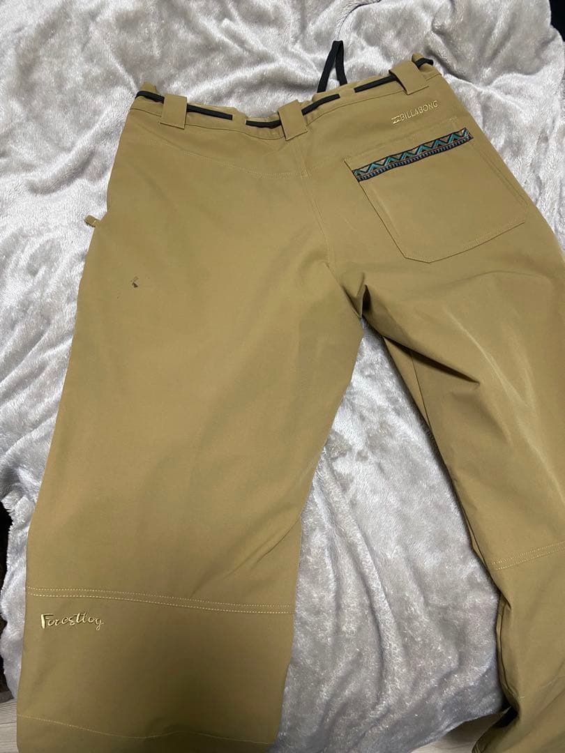 BILLABONG スノーボードウェア　上下セットホワイト/オリーブ/ベージュ