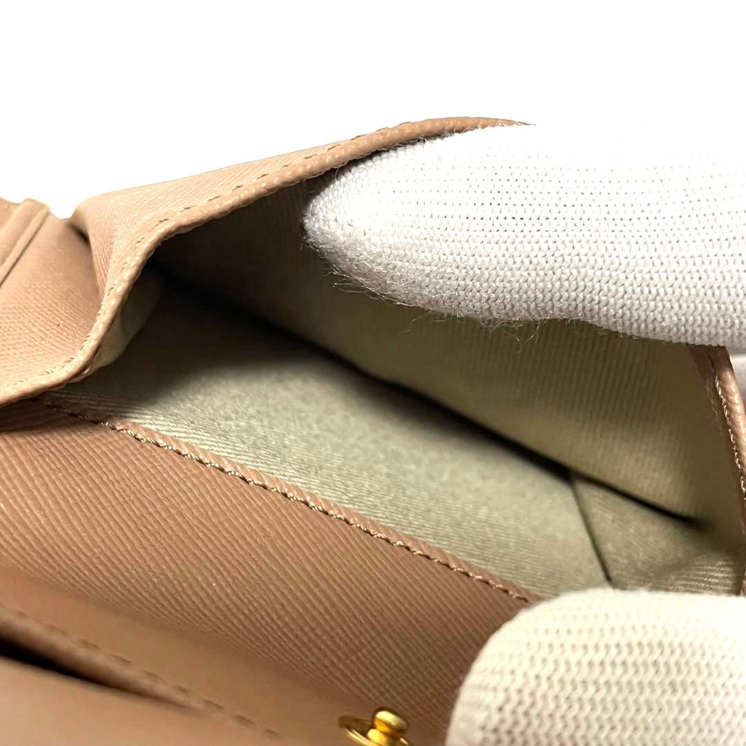 【カリン】【極美品】MARNI マルニ 二つ折り財布 ブラウン