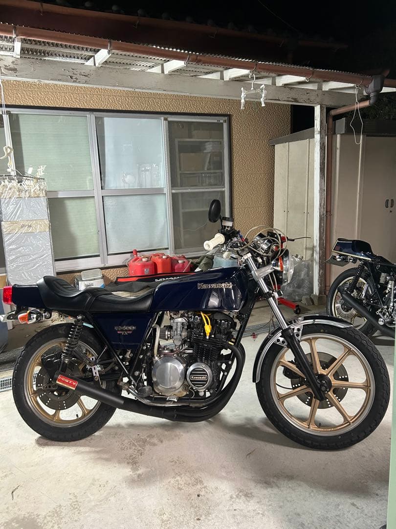 Kawasaki z400fx シート リプロ品