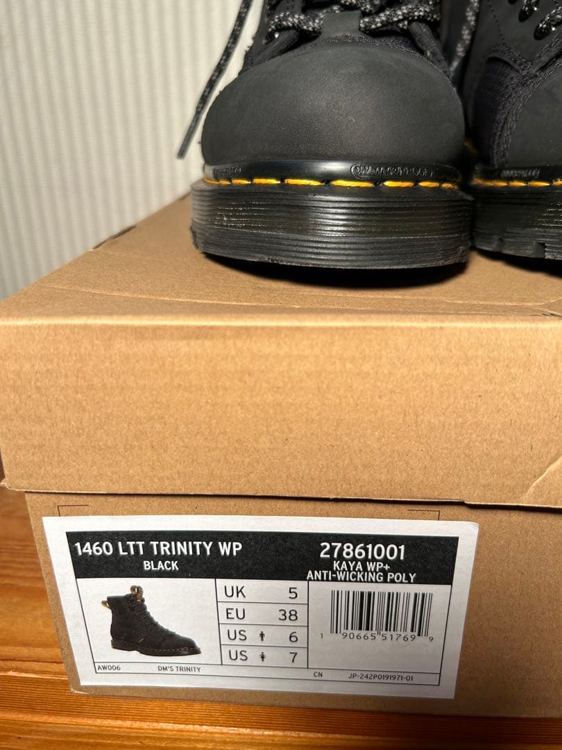 靴 Dr.Martens 1460 LTT TRINITY WP 8EYE