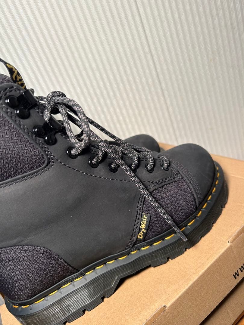 靴 Dr.Martens 1460 LTT TRINITY WP 8EYE
