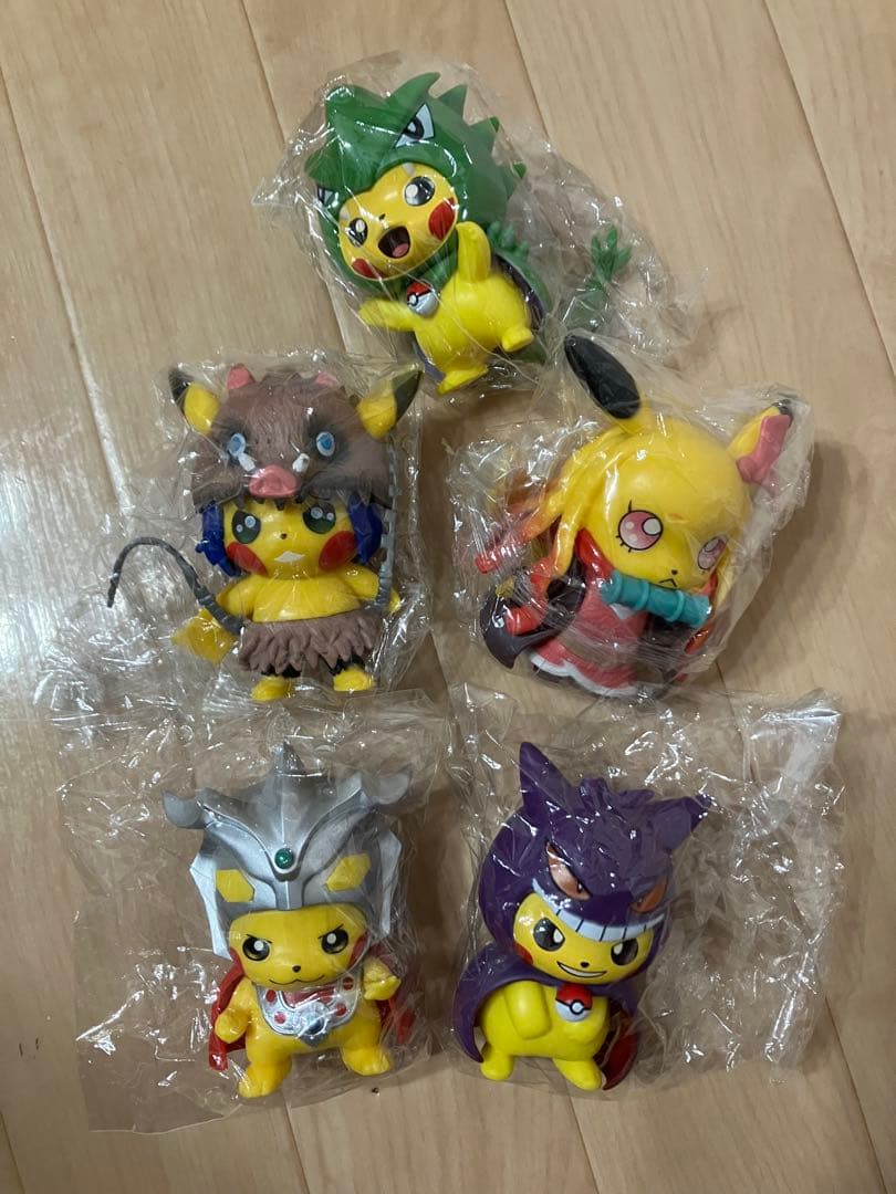 ピカチュウ亜種　フィギュア　ポケモン