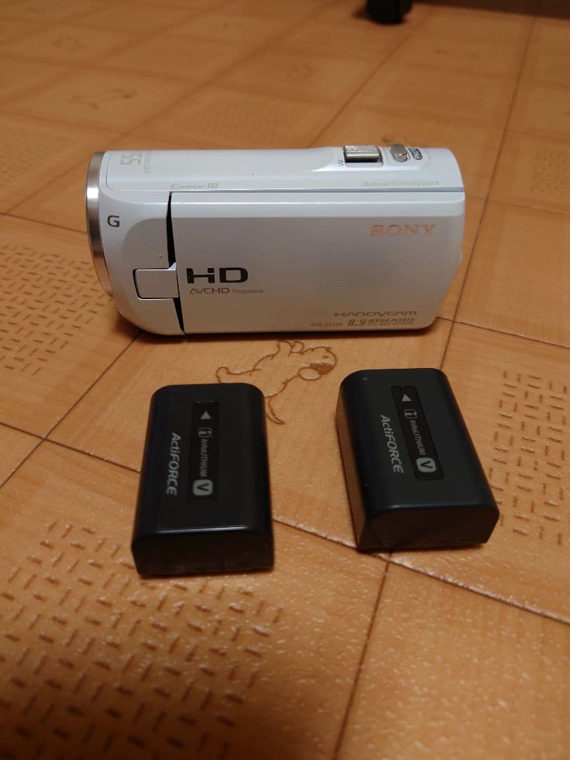 t*e様 ★ソニー　SONY　HDR-CX390　バッテリー2個★