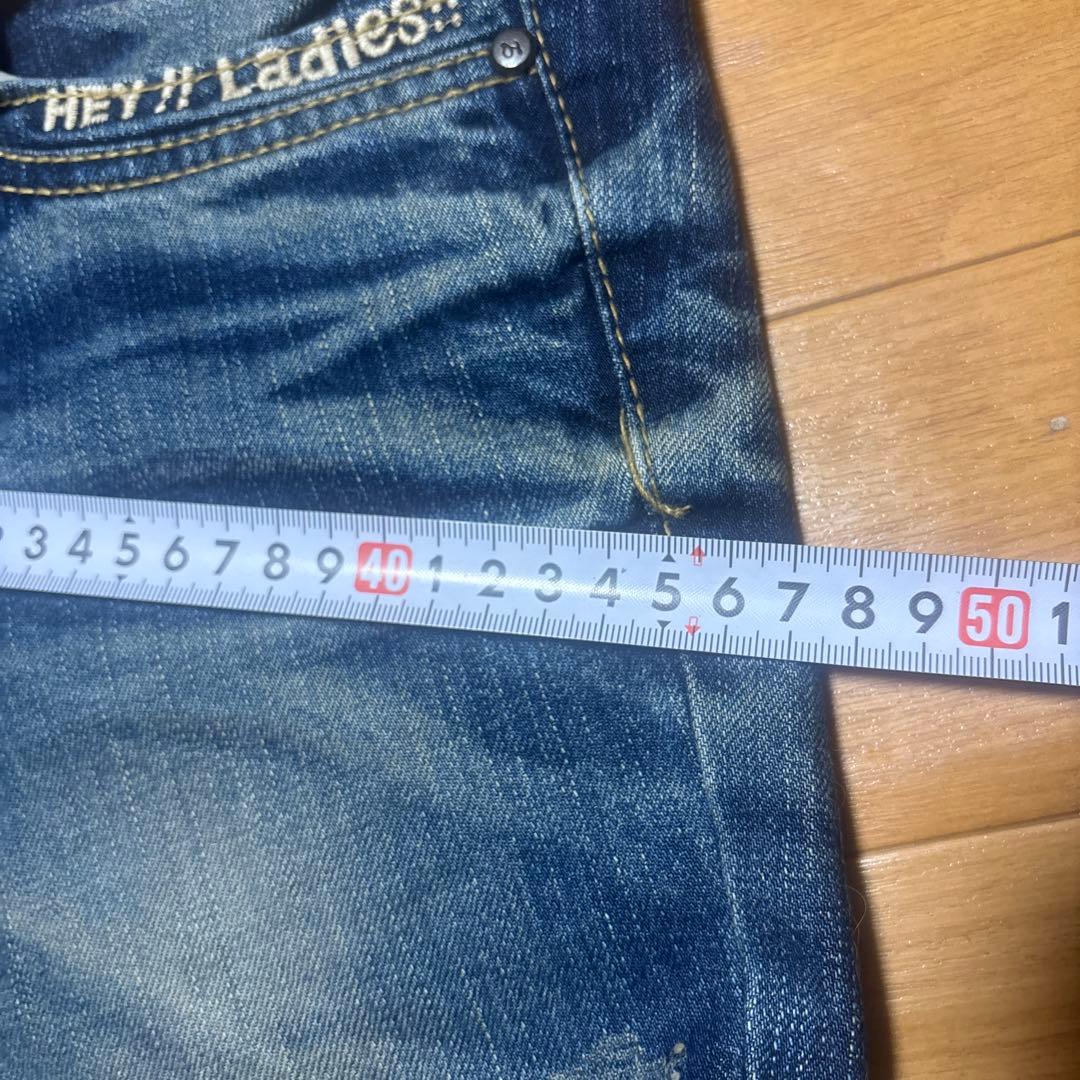 Lalita キャラクター刺繍 デニムパンツ新品。XXS。