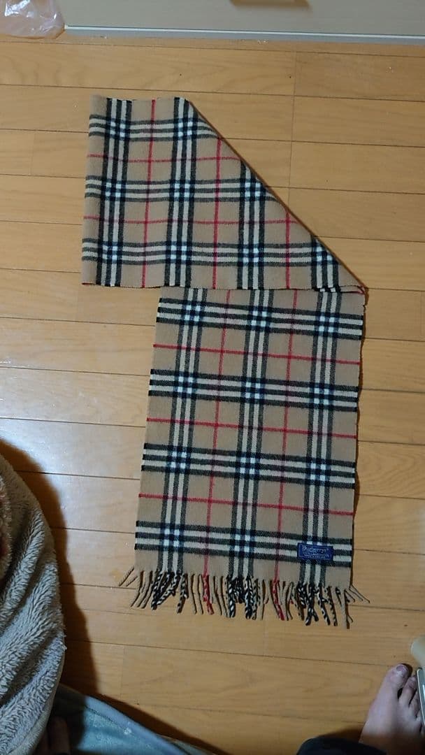 C*y様 【極美品】Burberry ノバチェック柄マフラーラムウール100％