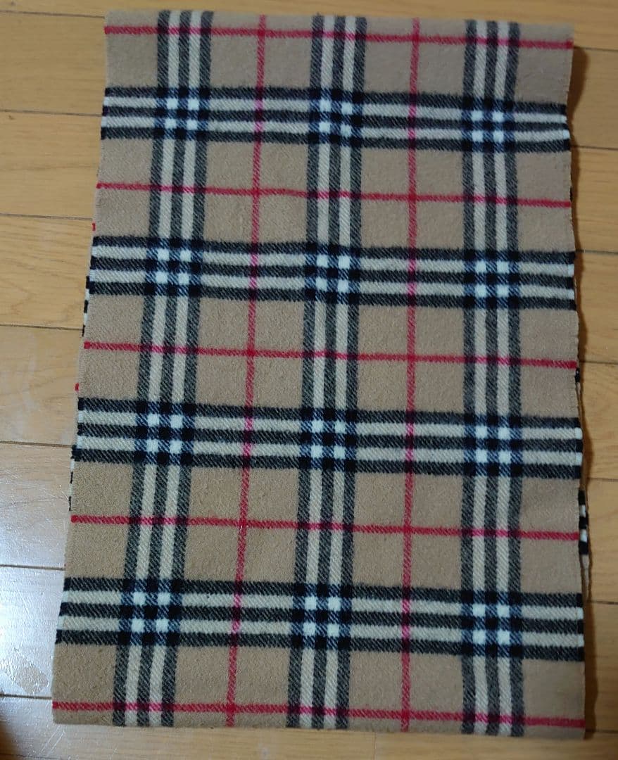 C*y様 【極美品】Burberry ノバチェック柄マフラーラムウール100％