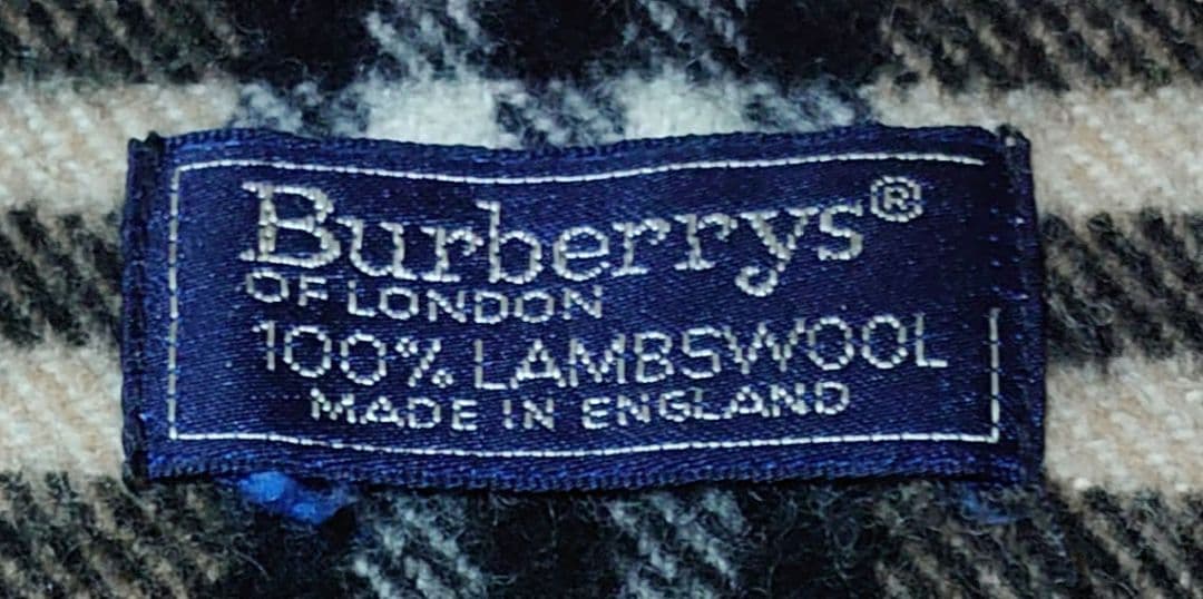 C*y様 【極美品】Burberry ノバチェック柄マフラーラムウール100％