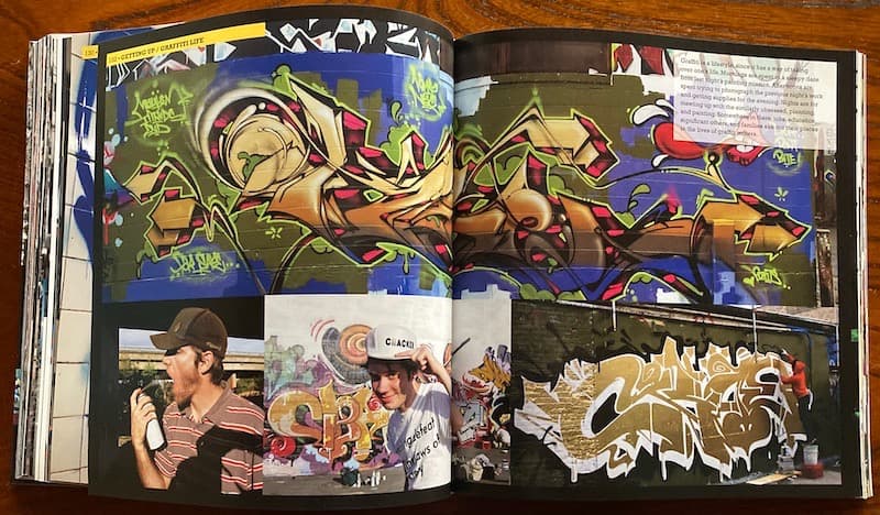 洋書 STREET WORLD