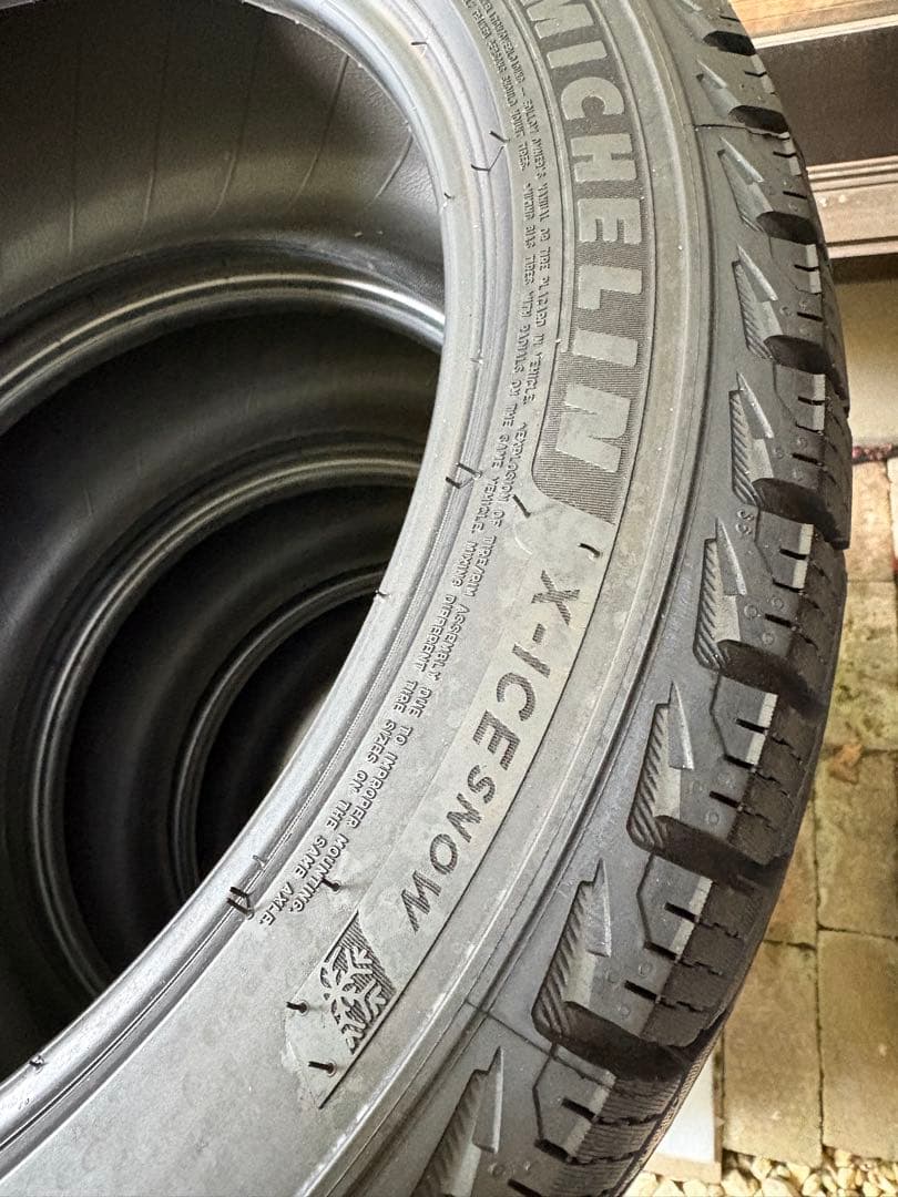 はるおっちゃん バリ山24年製造ミシュラン X-ICE225/45r18