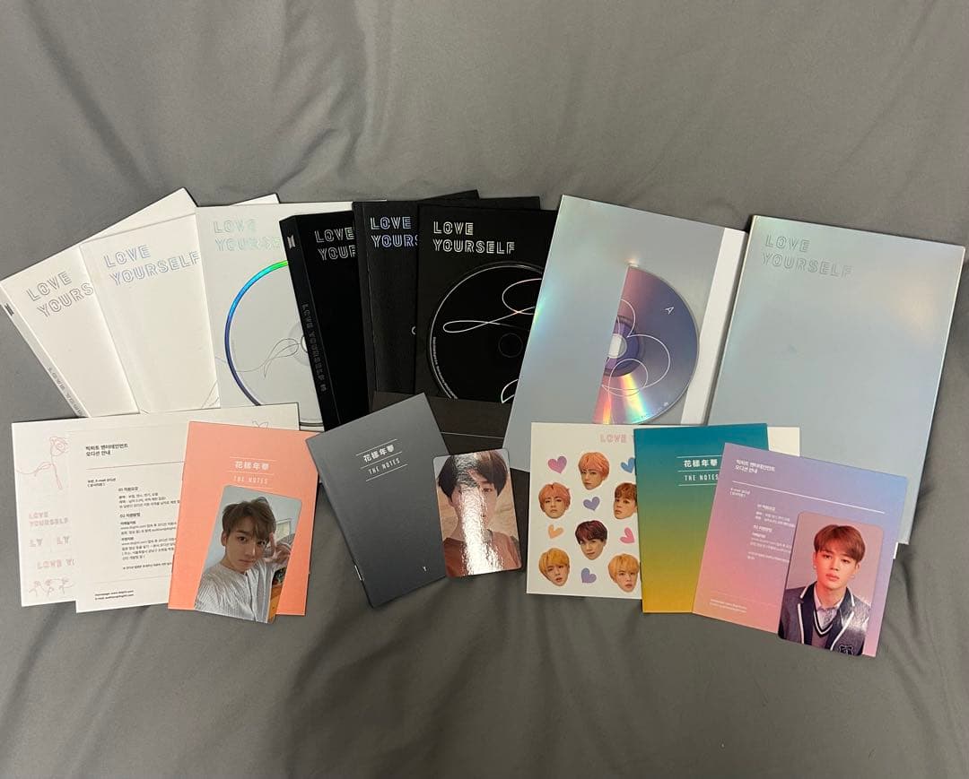BTSグッズまとめ売り ペンライト・アルバム・写真集・ Live DVD
