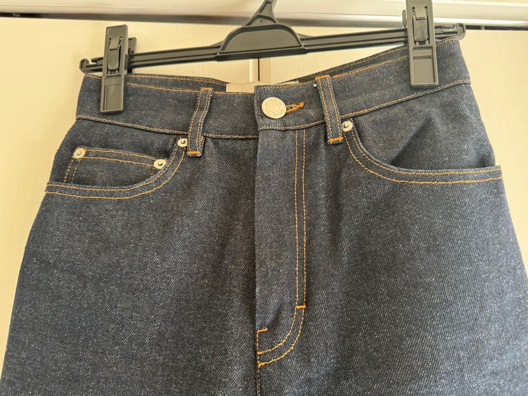 ami デニム 25サイズ　FLARE FIT AMI PARIS