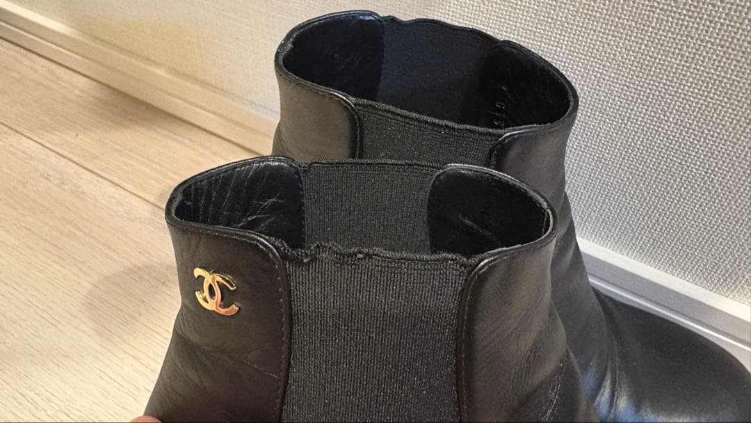 CHANEL シャネルショートブーツ　レザー ブーティ 高ヒール
