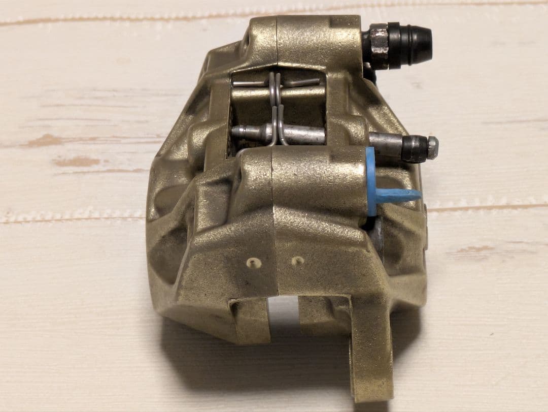 brembo（ブレンボ ）ブレーキキャリパー 32㎜ ピッチ84㎜ 中古品