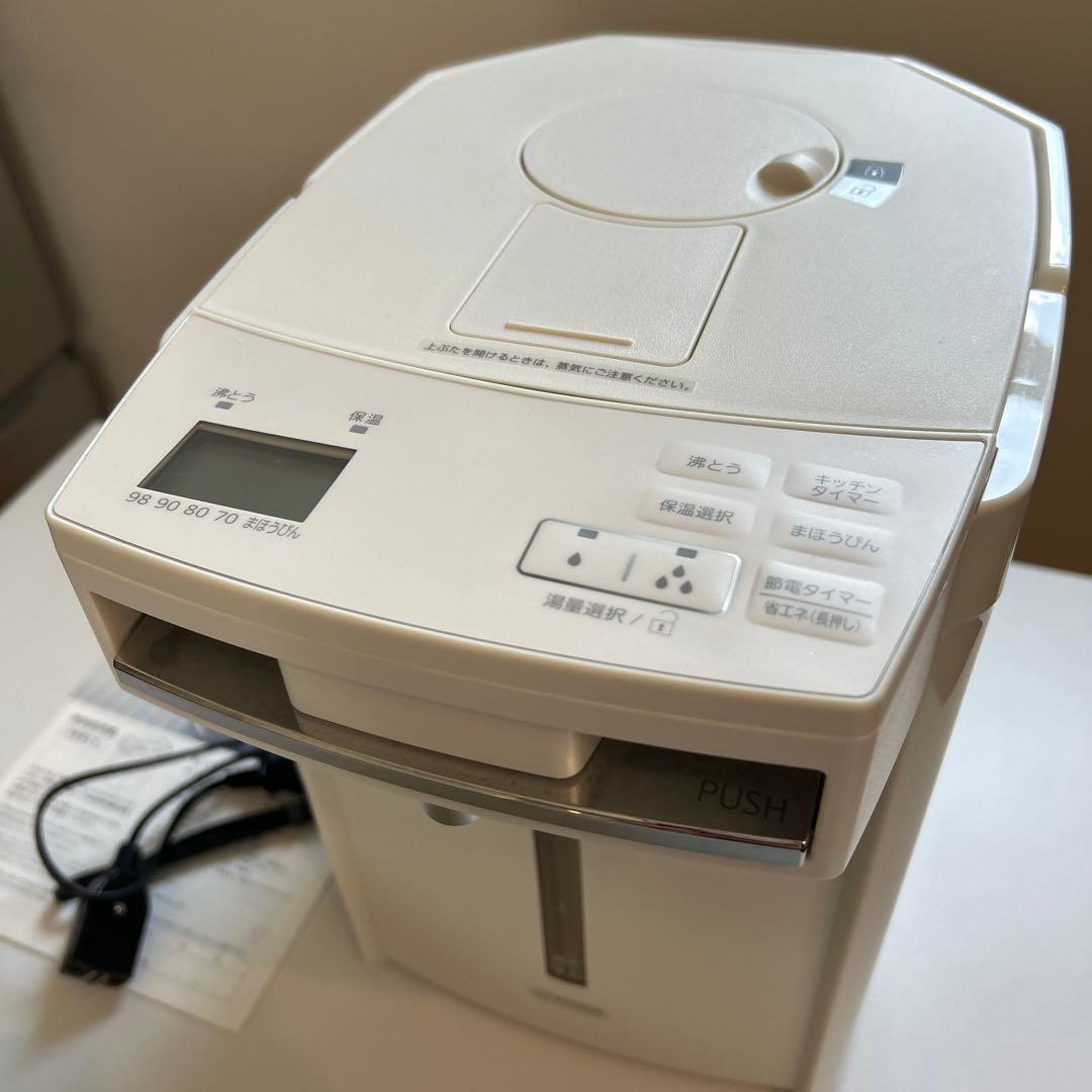 美品❗️新型2026年購入、2025年製タイガー 電気ポット 3L、白、蒸気レス