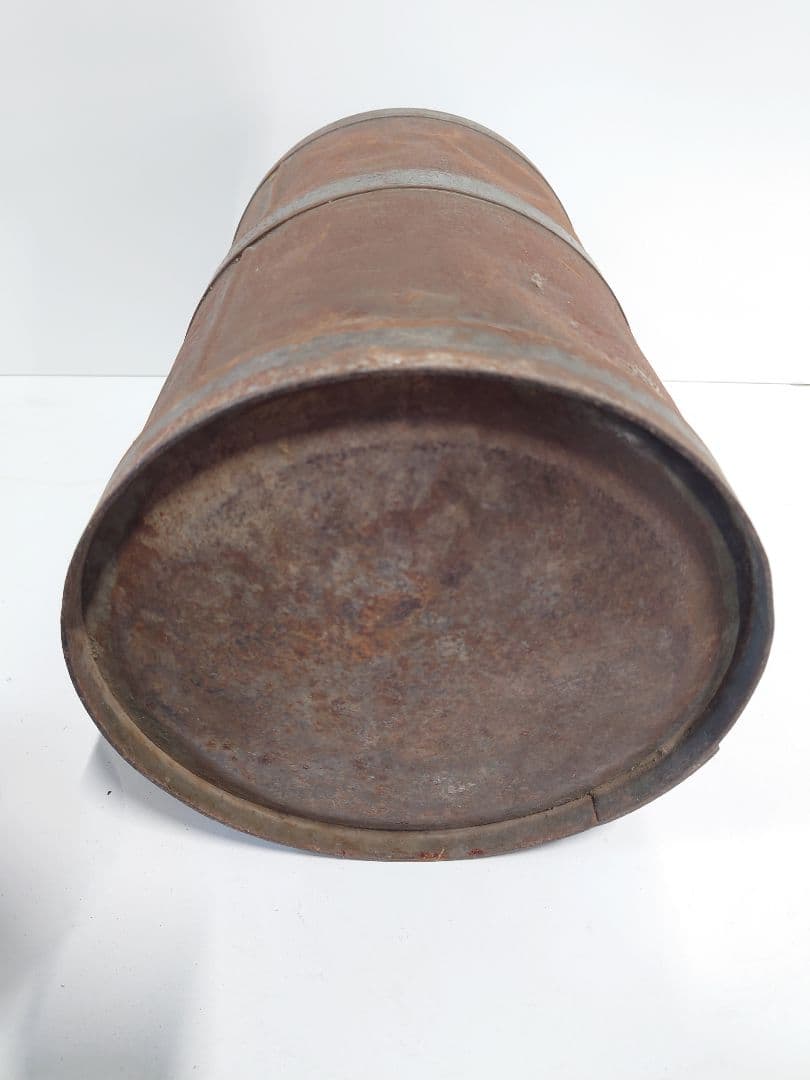 アンティーク ミルク缶 牛乳缶 金属製 茶色