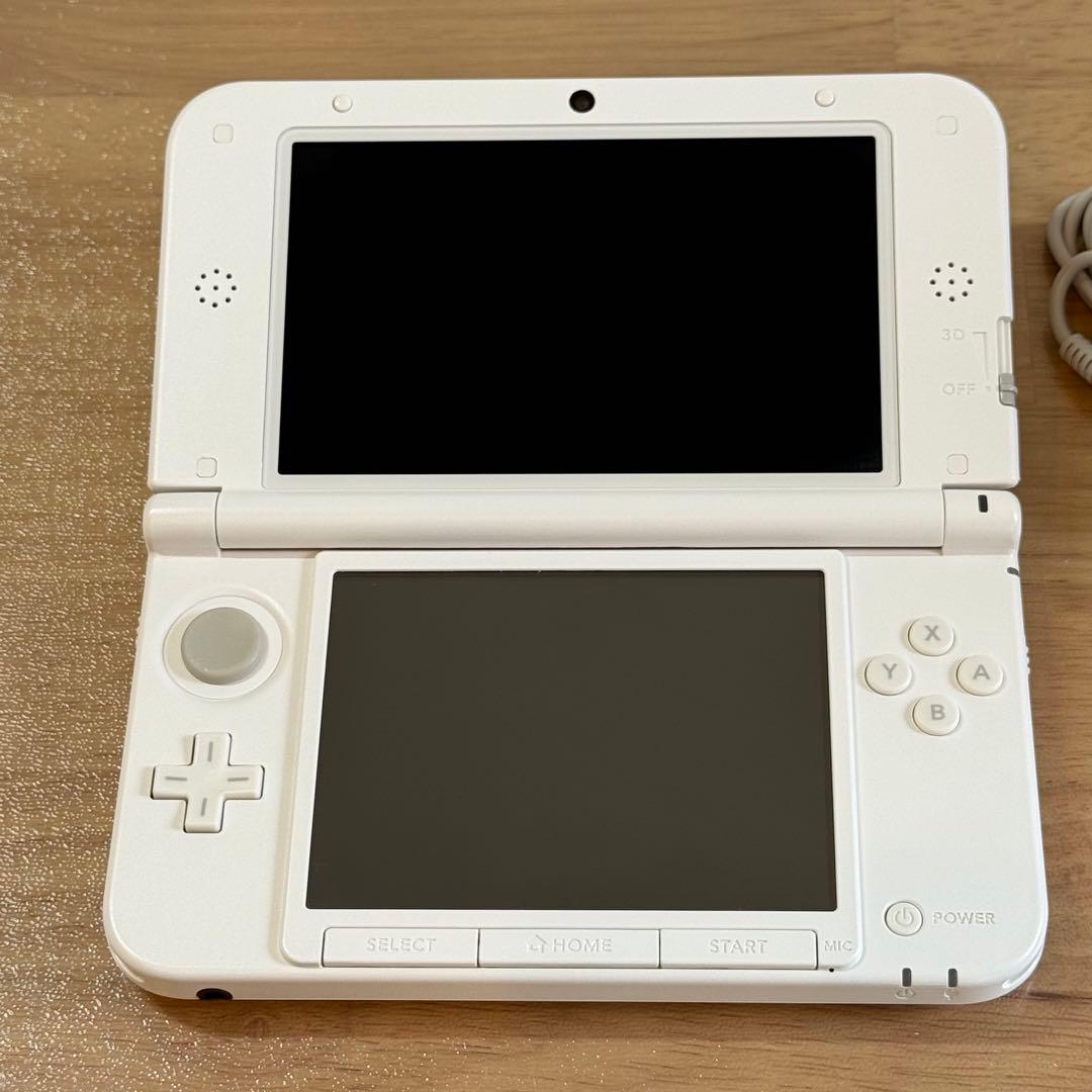 7-174【美品】ニンテンドー3DS LL ホワイト