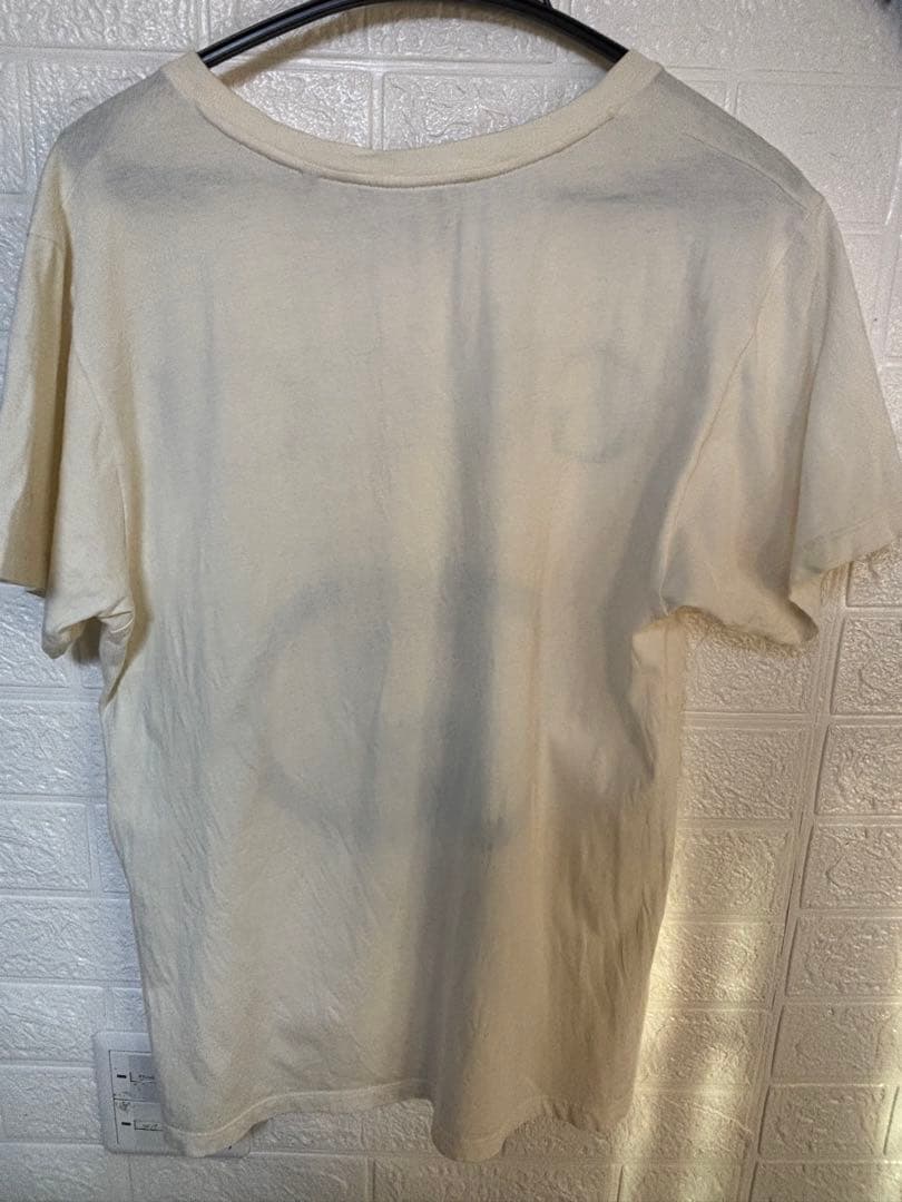 GUCCI アイボリー ロゴ Tシャツ