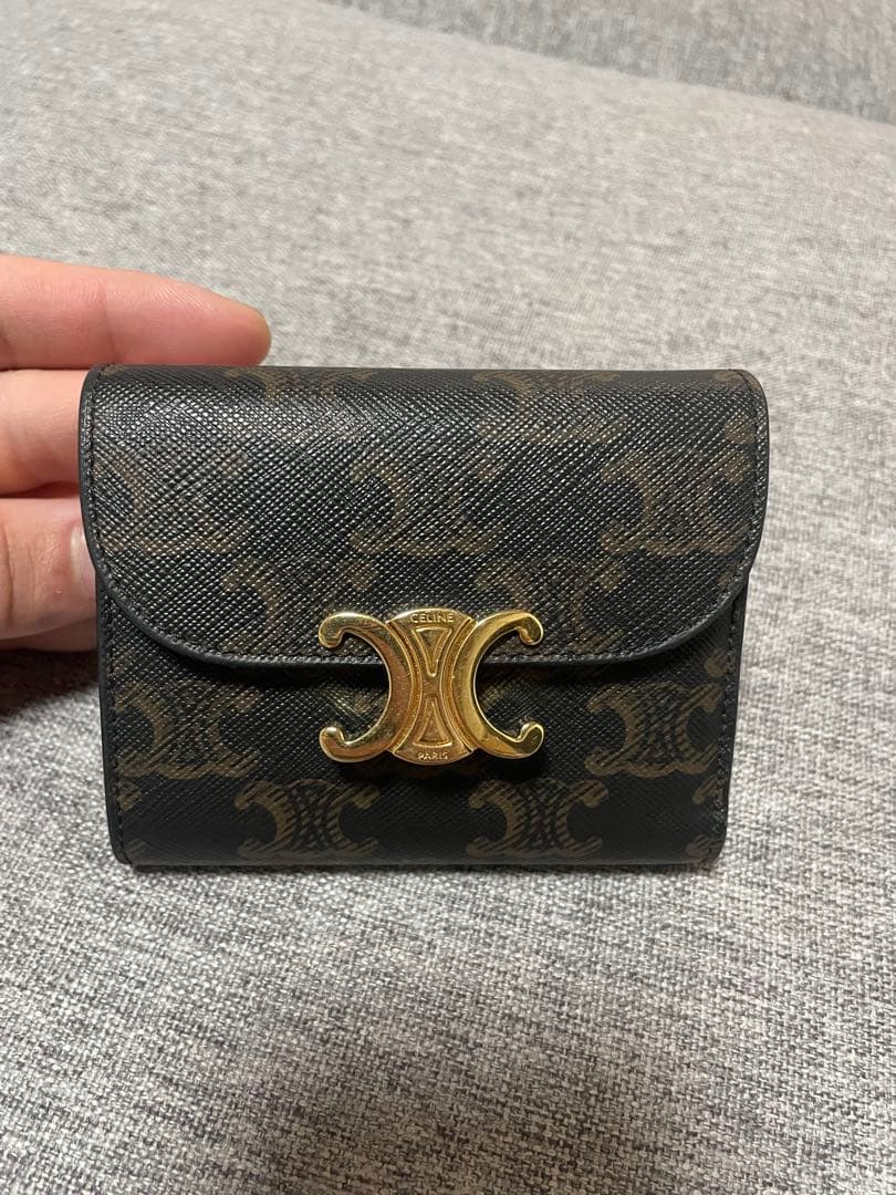 『美品』セリーヌ　トリオンフ　三つ折り財布 ブラウン　ゴールド金具