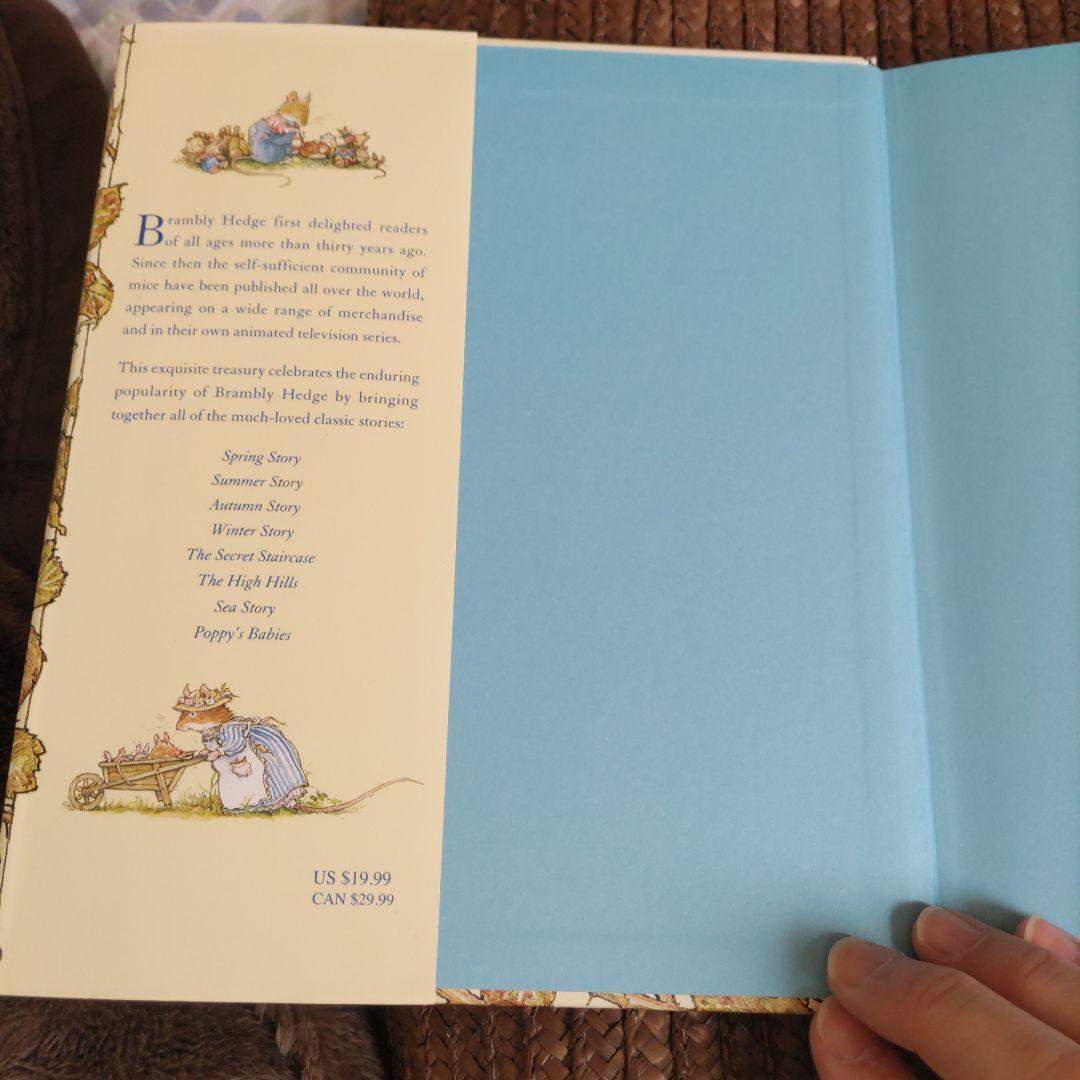 洋書　The Complete BRAMBLY HEDGE
