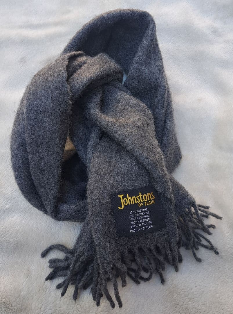 スコットランド製Johnstons of Elgin カシミヤ100%マフラー