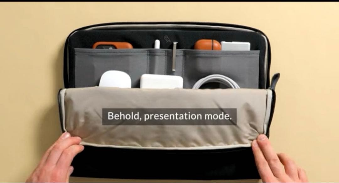 【定価13,400円】Bellroy PCケース 13/14インチ(濃紺)