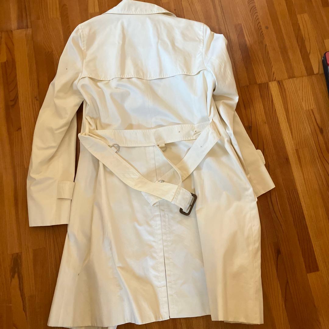Aquascutum ホワイト トレンチコート